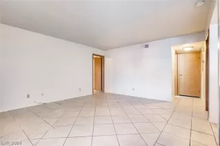 Photo #4: 2583608 Listing 