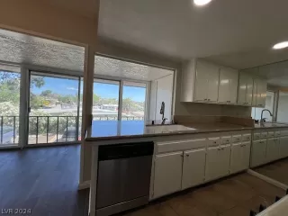 Photo #5: 2583616 Listing 