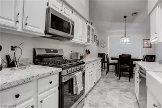 Photo #5: 2583620 Listing 