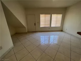 Photo #3: 2583654 Listing 