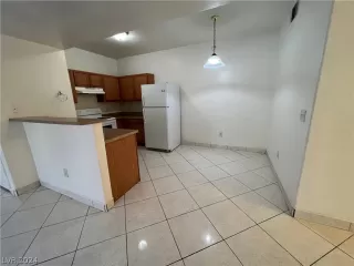 Photo #6: 2583654 Listing 