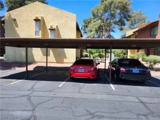 Photo #2: 2583667 Listing