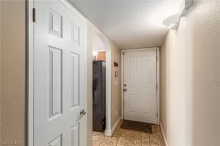 Photo #4: 2583689 Listing 