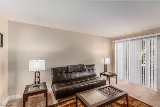 Photo #5: 2583689 Listing 