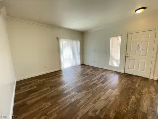 Photo #1: 2583726 Listing 