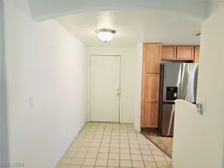 Photo #2: 2583738 Listing 