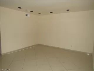 Photo #4: 2583748 Listing 