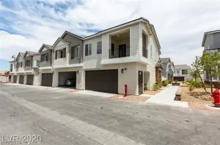 Photo #2: 2583754 Listing