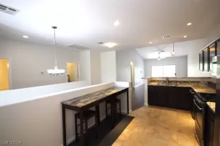 Photo #2: 2583763 Listing 