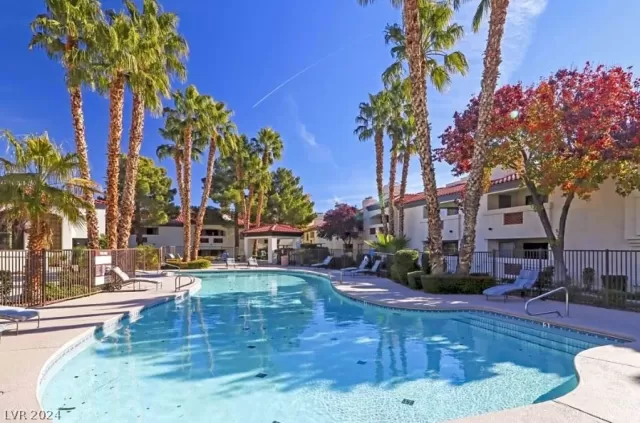 MLS: 2583768 Condo For Sale