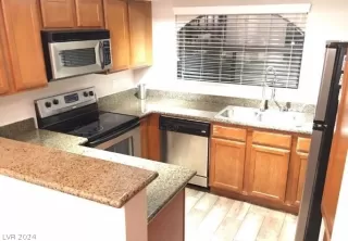 Photo #1: 2583768 Listing 