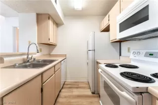 Photo #4: 2583774 Listing 