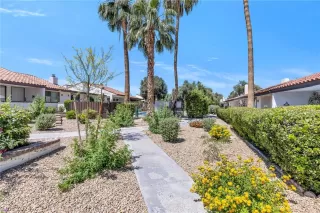 Photo #3: 2583797 Listing