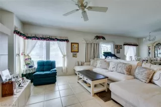 Photo #6: 2583813 Listing