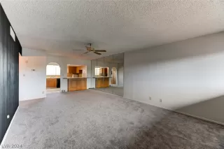 Photo #2: 2583829 Listing