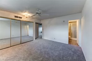 Photo #6: 2583829 Listing