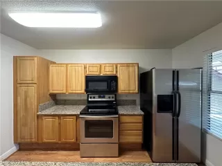 Photo #5: 2583831 Listing 