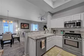 Photo #3: 2583848 Listing 