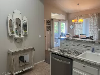 Photo #4: 2583848 Listing 