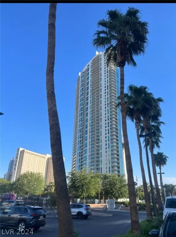 MLS: 2583858 Condo For Sale