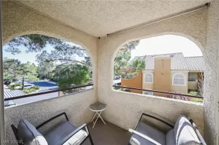 Photo #5: 2583875 Listing 