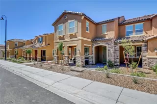 Photo #1: 2583910 Listing