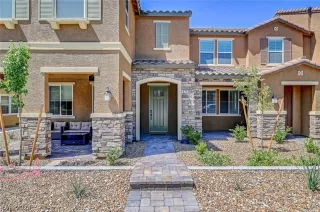 Photo #3: 2583910 Listing