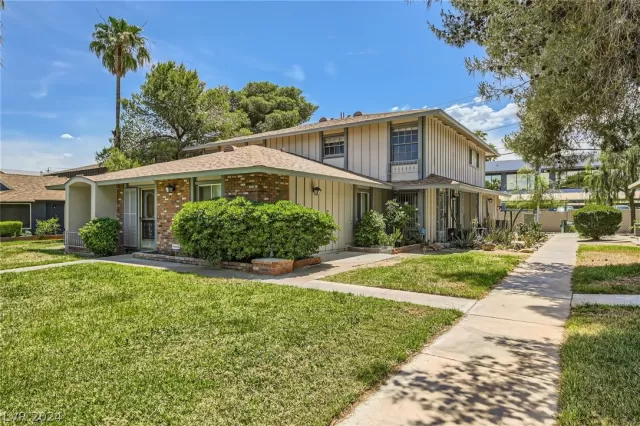 MLS: 2583911 Condo For Sale