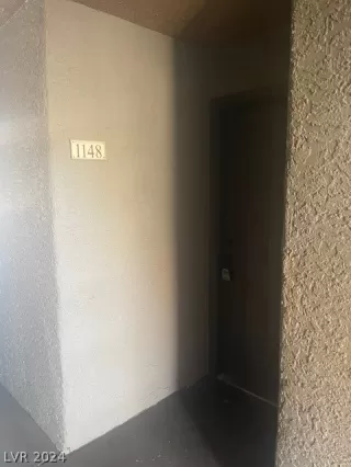 Photo #2: 2583932 Listing 