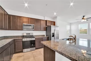 Photo #6: 2583941 Listing 