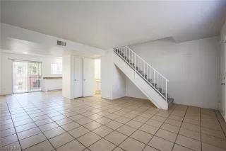 Photo #1: 2583951 Listing 