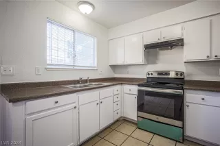 Photo #6: 2583951 Listing 