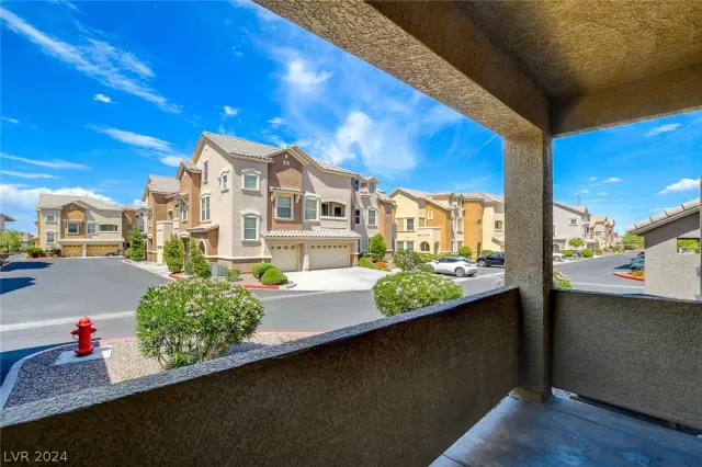 MLS: 2583973 Condo For Sale