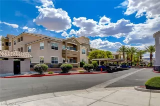 Photo #1: 2583973 Listing 