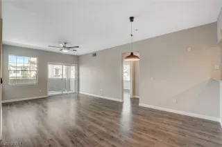 Photo #2: 2583973 Listing 