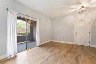 Photo #5: 2583975 Listing 