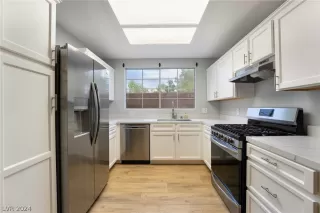 Photo #6: 2583975 Listing 