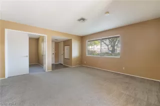 Photo #4: 2584002 Listing 