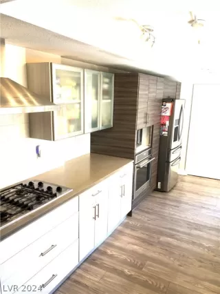 Photo #1: 2584039 Listing 