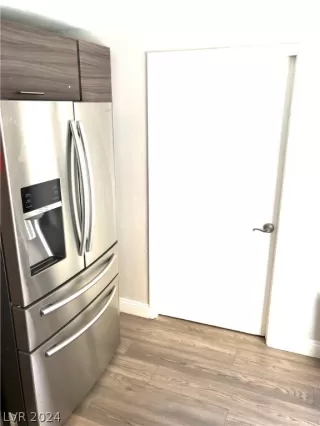 Photo #6: 2584039 Listing 