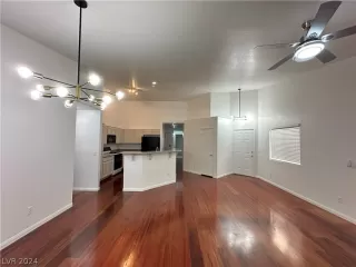 Photo #3: 2584074 Listing 