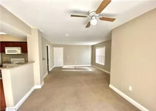 Photo #2: 2584081 Listing 