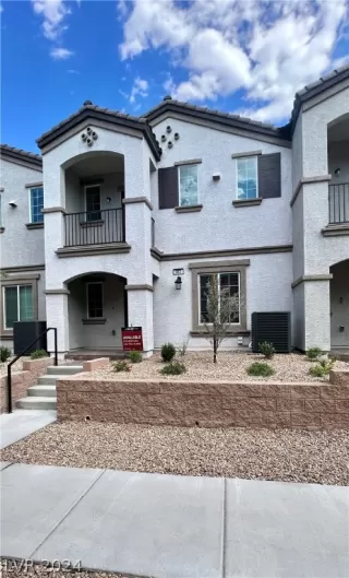 Photo #1: 2584178 Listing 