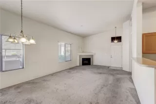 Photo #5: 2584202 Listing