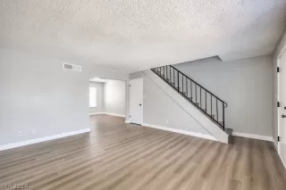 Photo #6: 2584233 Listing 