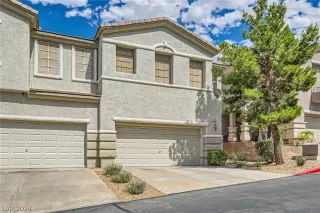 Photo #1: 2584247 Listing