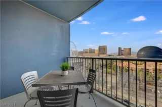 Photo #5: 2584251 Listing