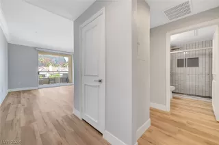 Photo #1: 2584278 Listing