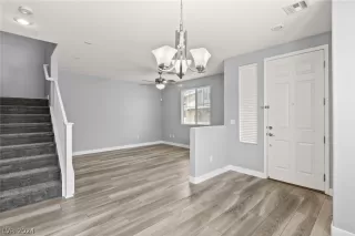 Photo #5: 2584306 Listing 