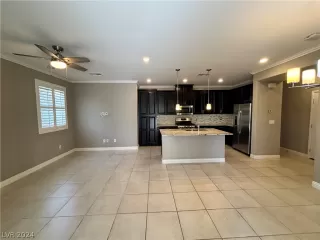 Photo #1: 2584315 Listing 